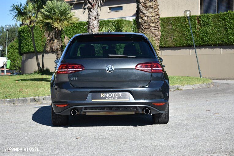 VW Golf 2.0 TSi GTi - 7