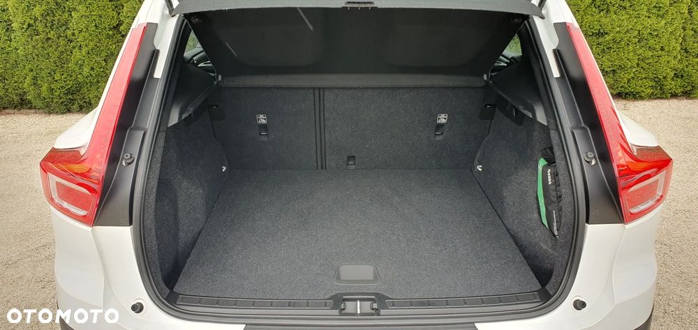 Volvo XC 40 T3 Momentum Core - 11