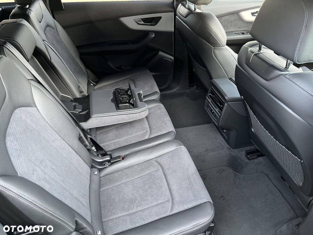 Audi Q7 - 19