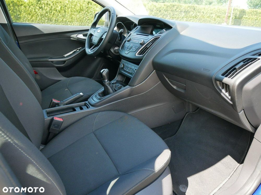 Ford Focus 1.0 EcoBoost Trend Edition - 22