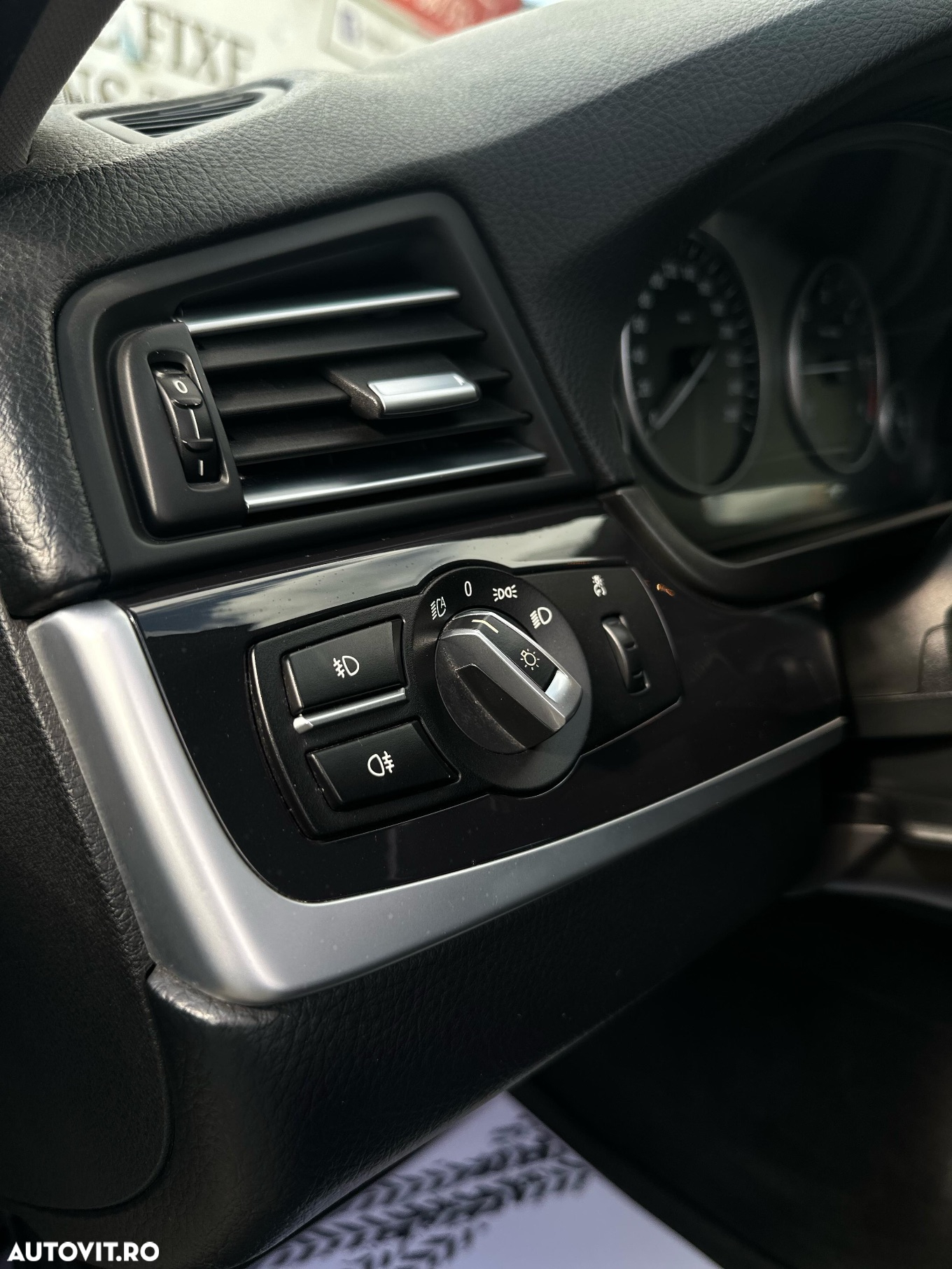 BMW Seria 5 520d Touring Aut. Modern Line - 12