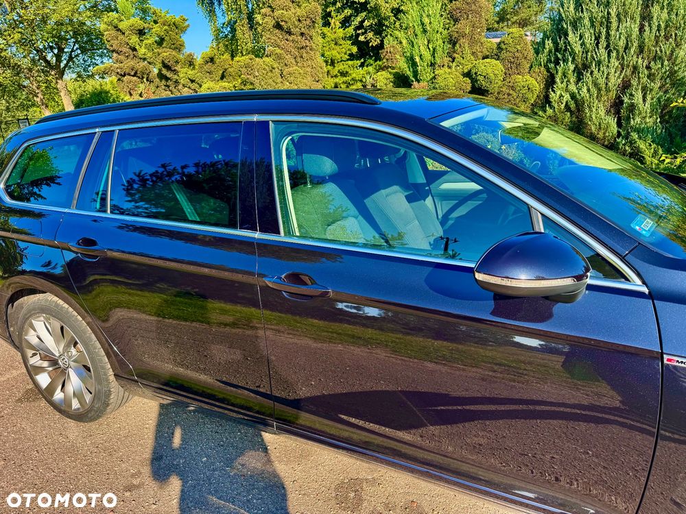 Volkswagen Passat 2.0 TDI SCR DSG Trendline - 9