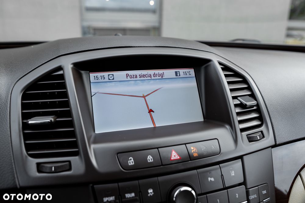 Opel Insignia 2.8 Turbo 4x4 Sport - 38