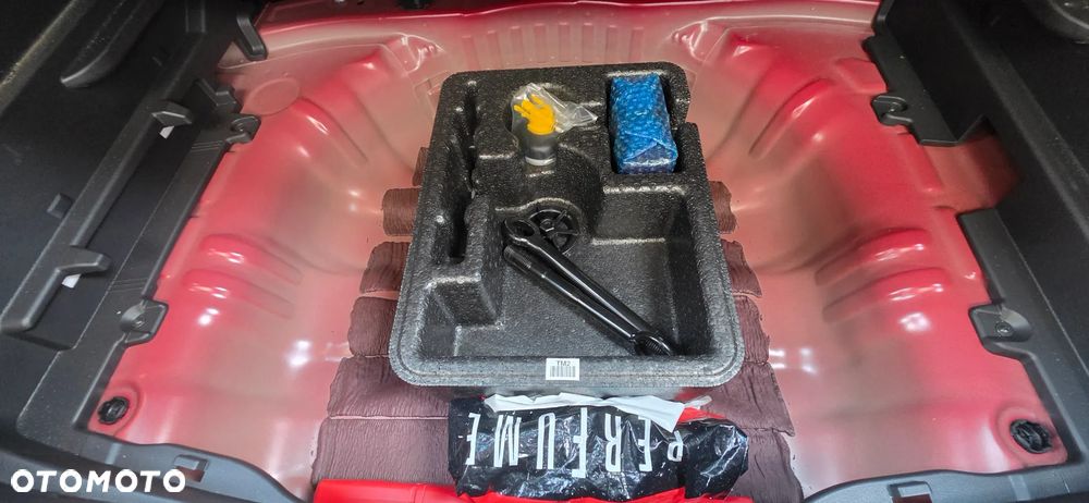 Hyundai Kona - 21
