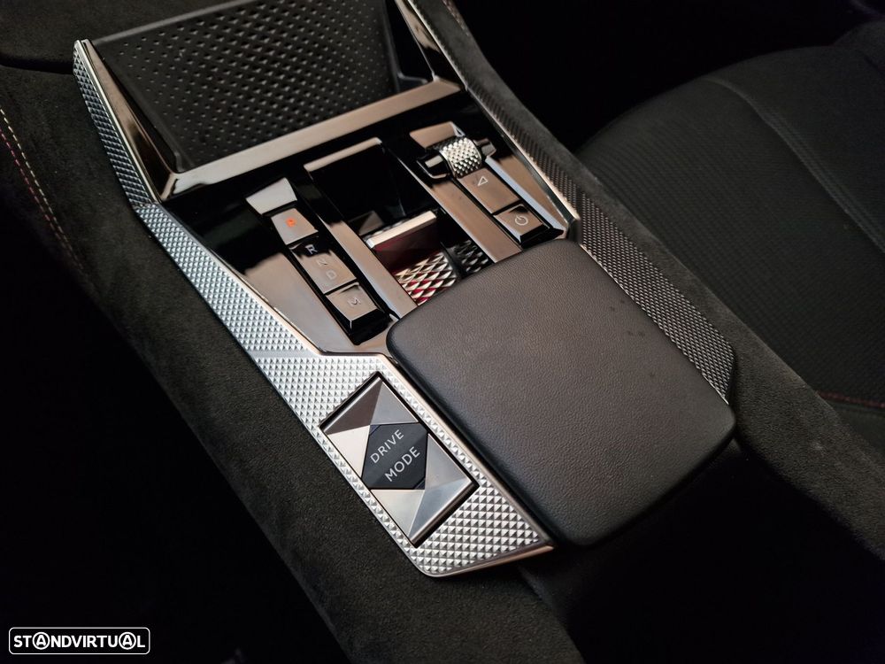 DS DS4 4 1.2 PureTech Performance Line EAT8 - 27