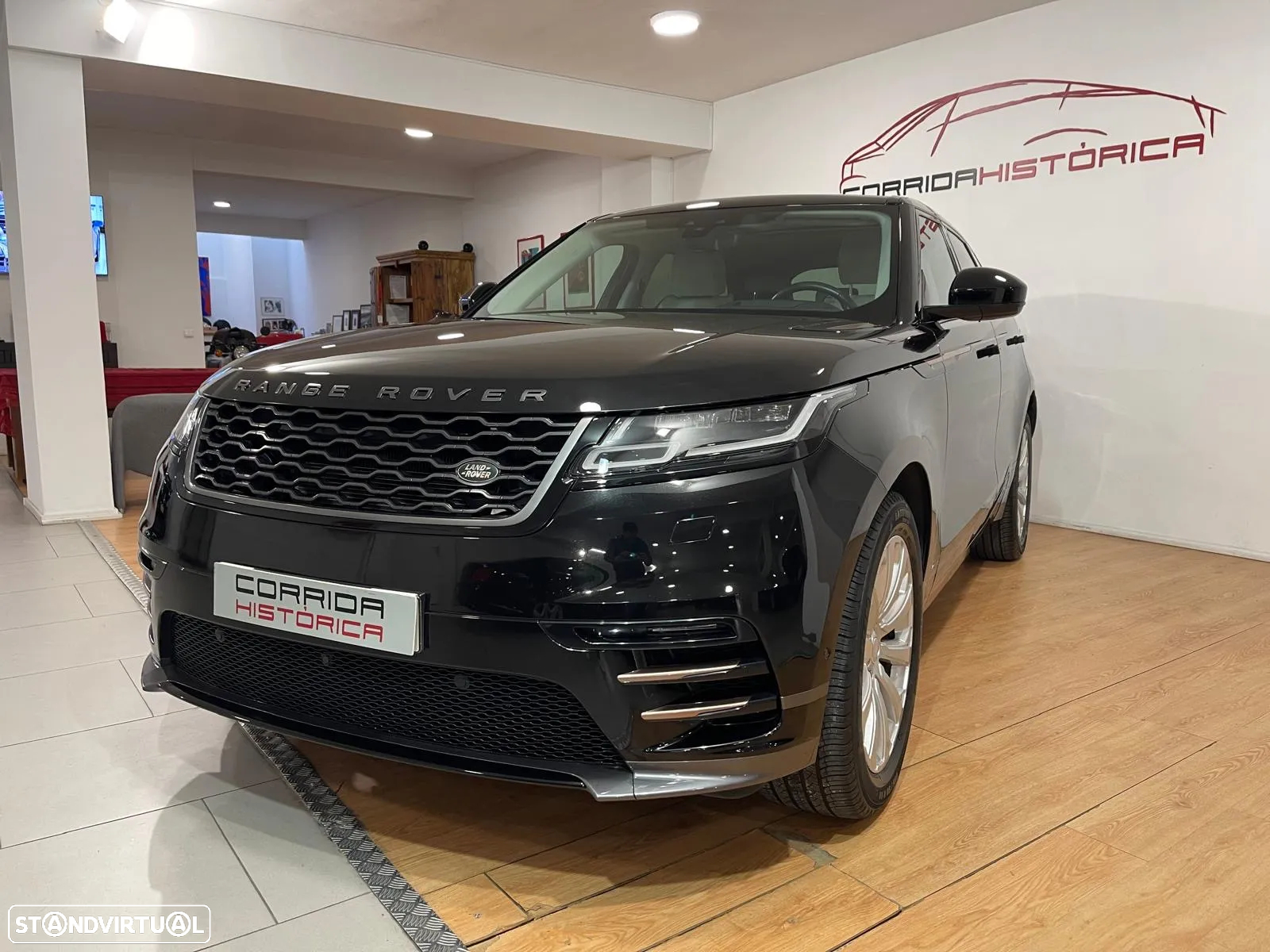 Land Rover Range Rover Velar 2.0 D R-Dynamic S - 34