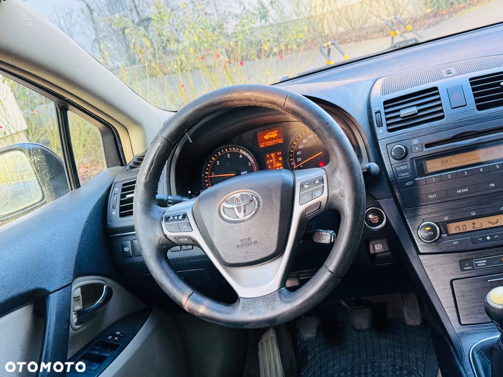 Toyota Avensis 2.0 D-4D Sol plus - 27