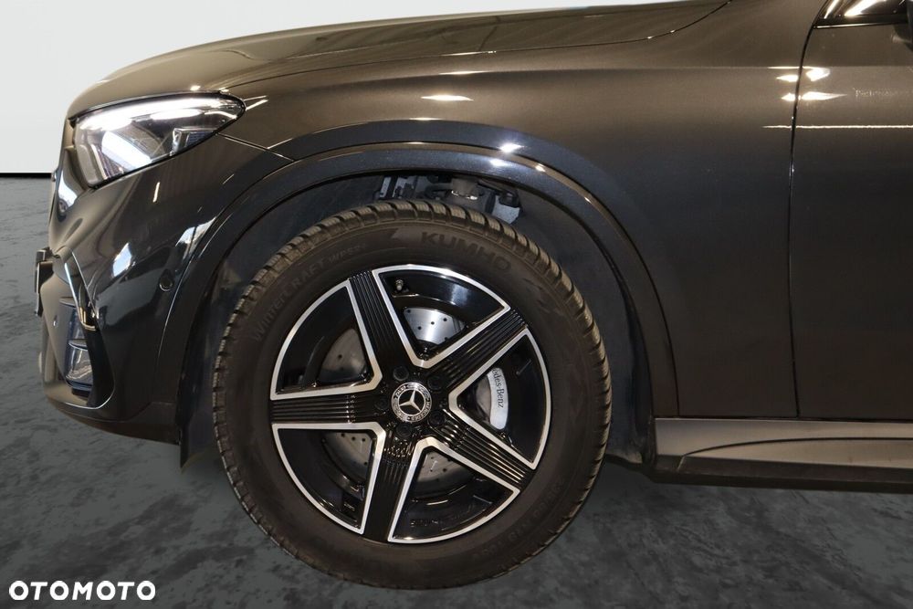 Mercedes-Benz GLC - 7