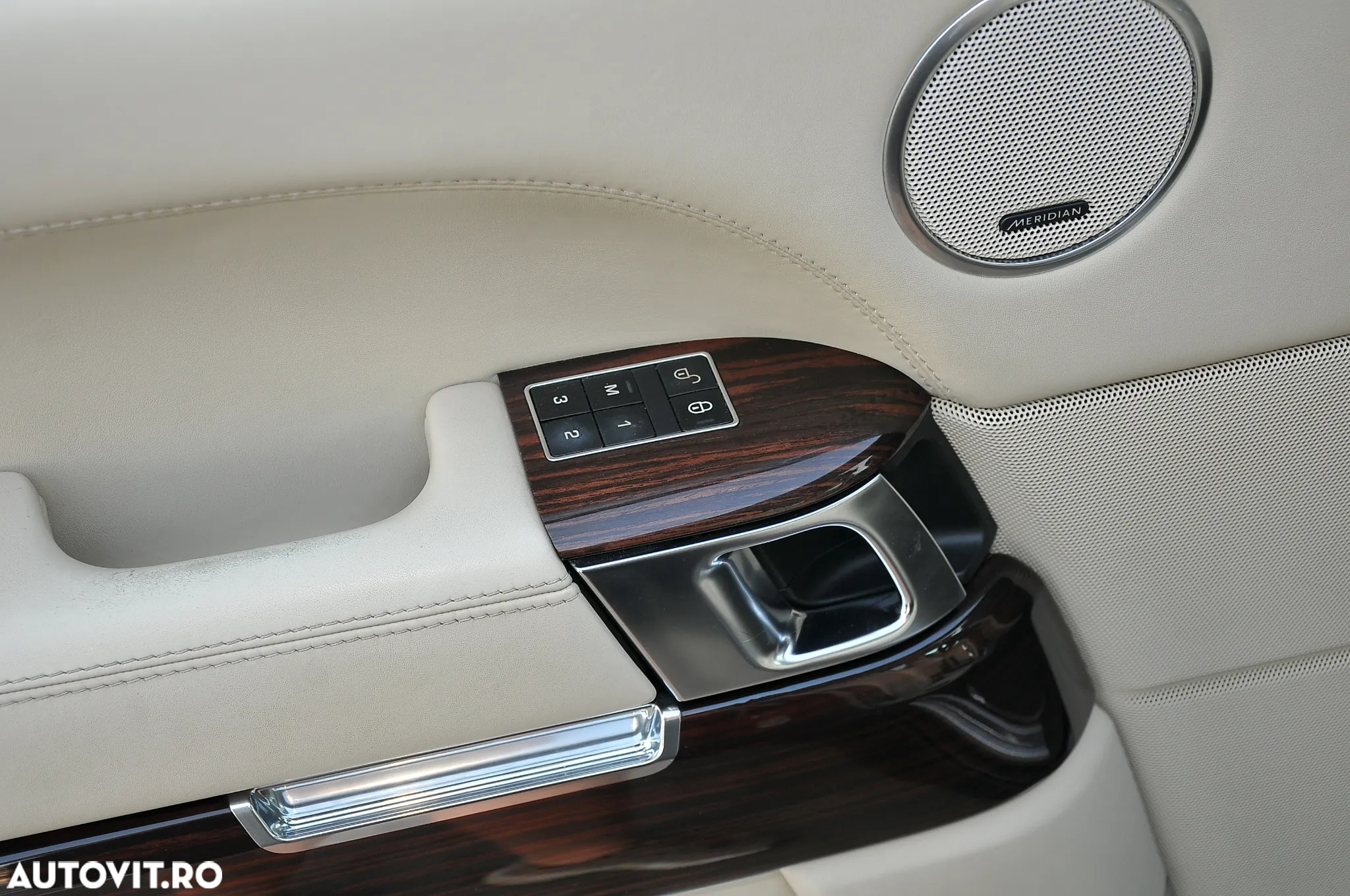 Land Rover Range Rover LWB 5.0 I S/C Autobiography - 38