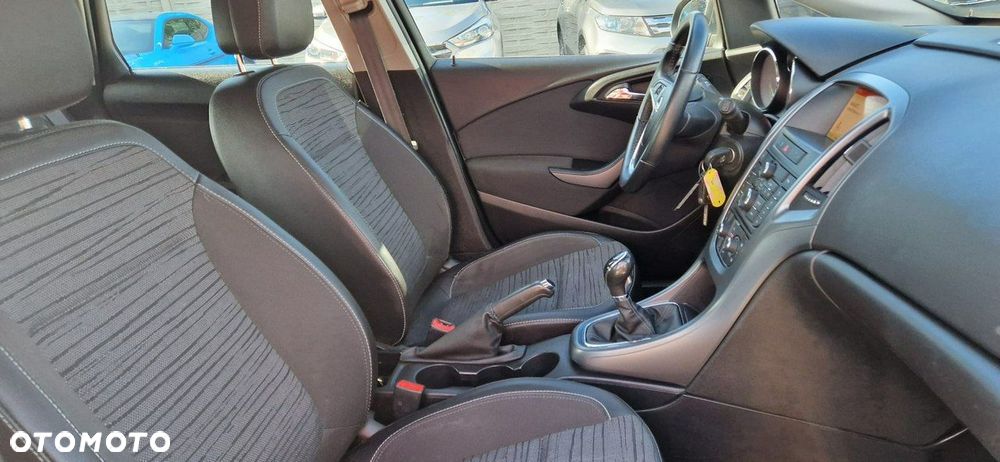 Opel Astra - 22