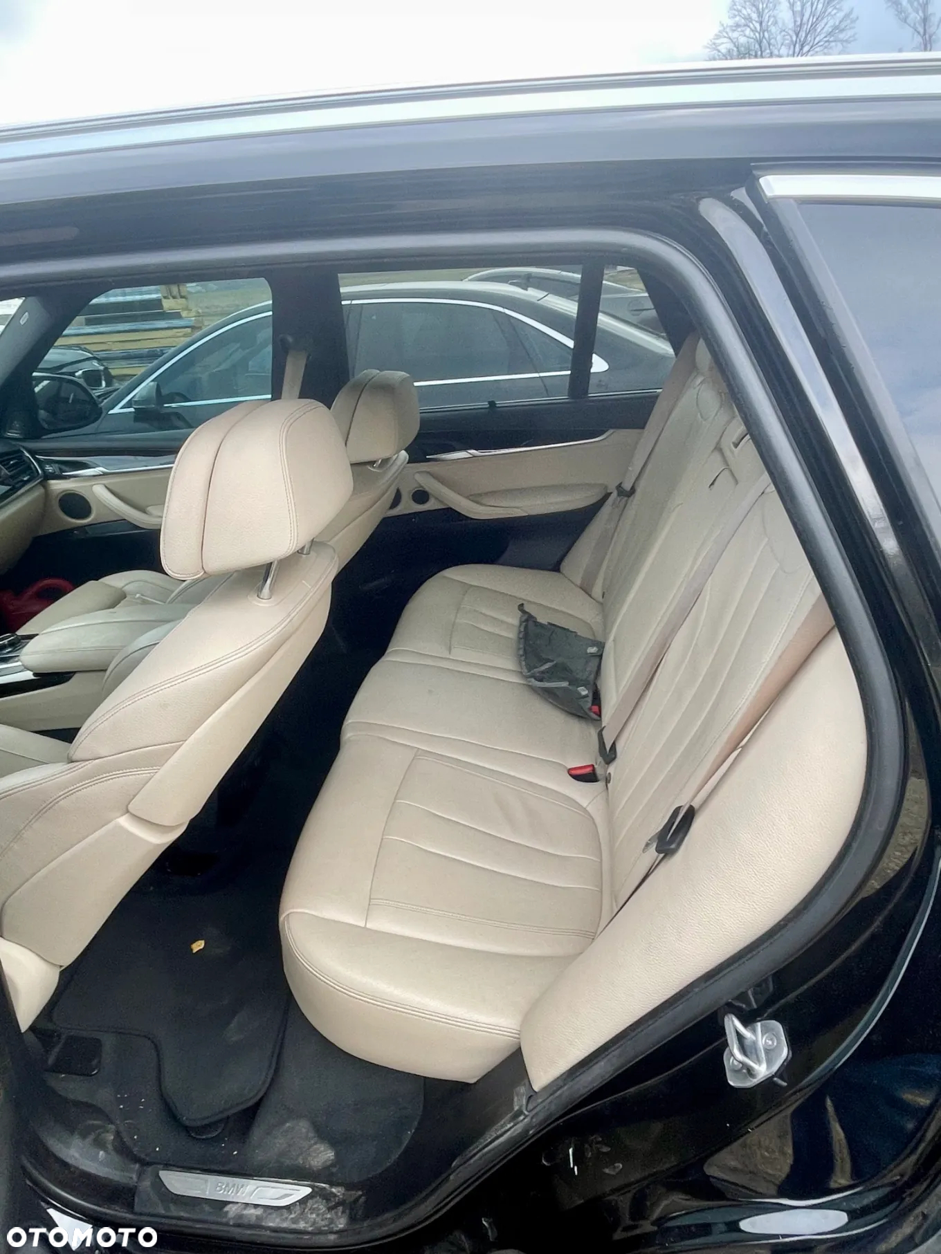 BMW X5 xDrive50i Sport-Aut - 9