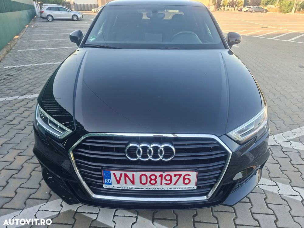 Audi A3 2.0 TDI S tronic Sport - 9