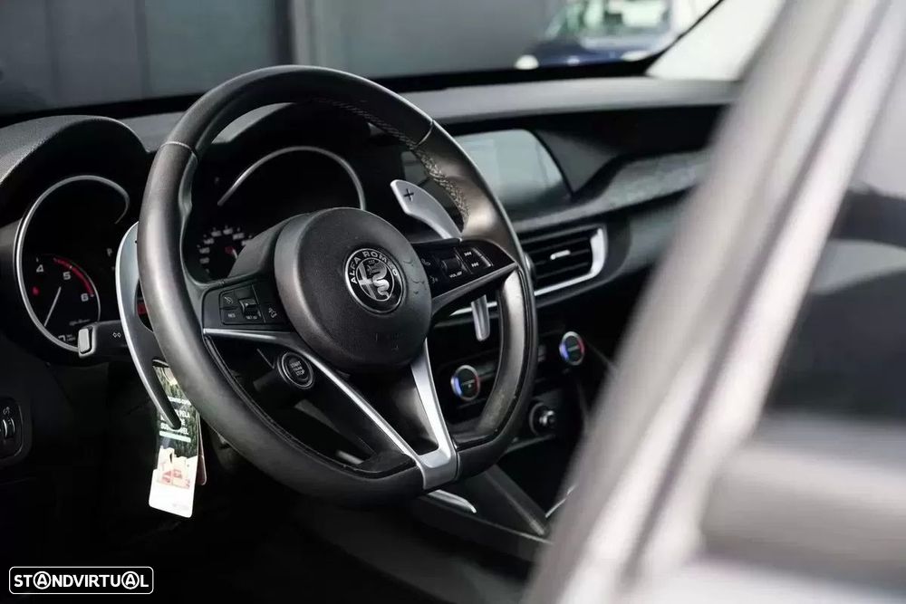 Alfa Romeo Stelvio 2.2 D Super AT8 - 12