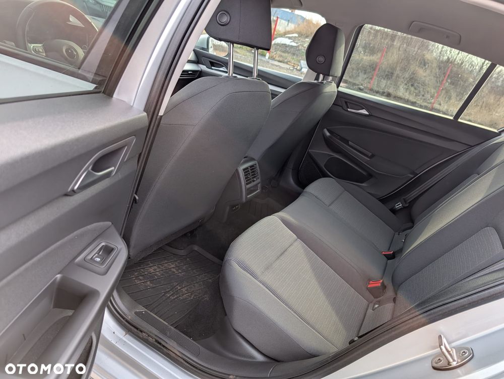 Volkswagen Golf 2.0 TDI Life - 23