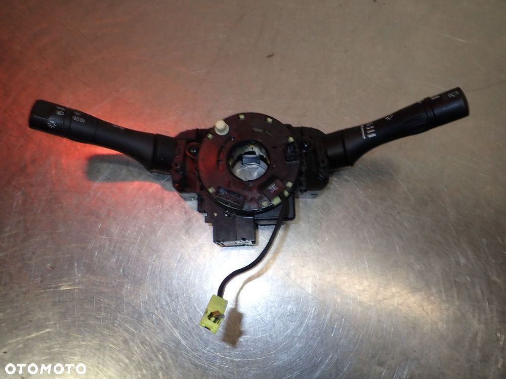 PAJĄK MANETKA TAŚMA PODUSZKI NISSAN JUKE I 14A01 - 1