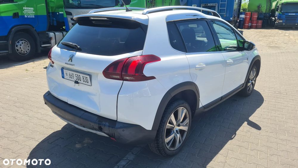 Peugeot 2008 BlueHDi FAP 120 STOP & START Allure - 4