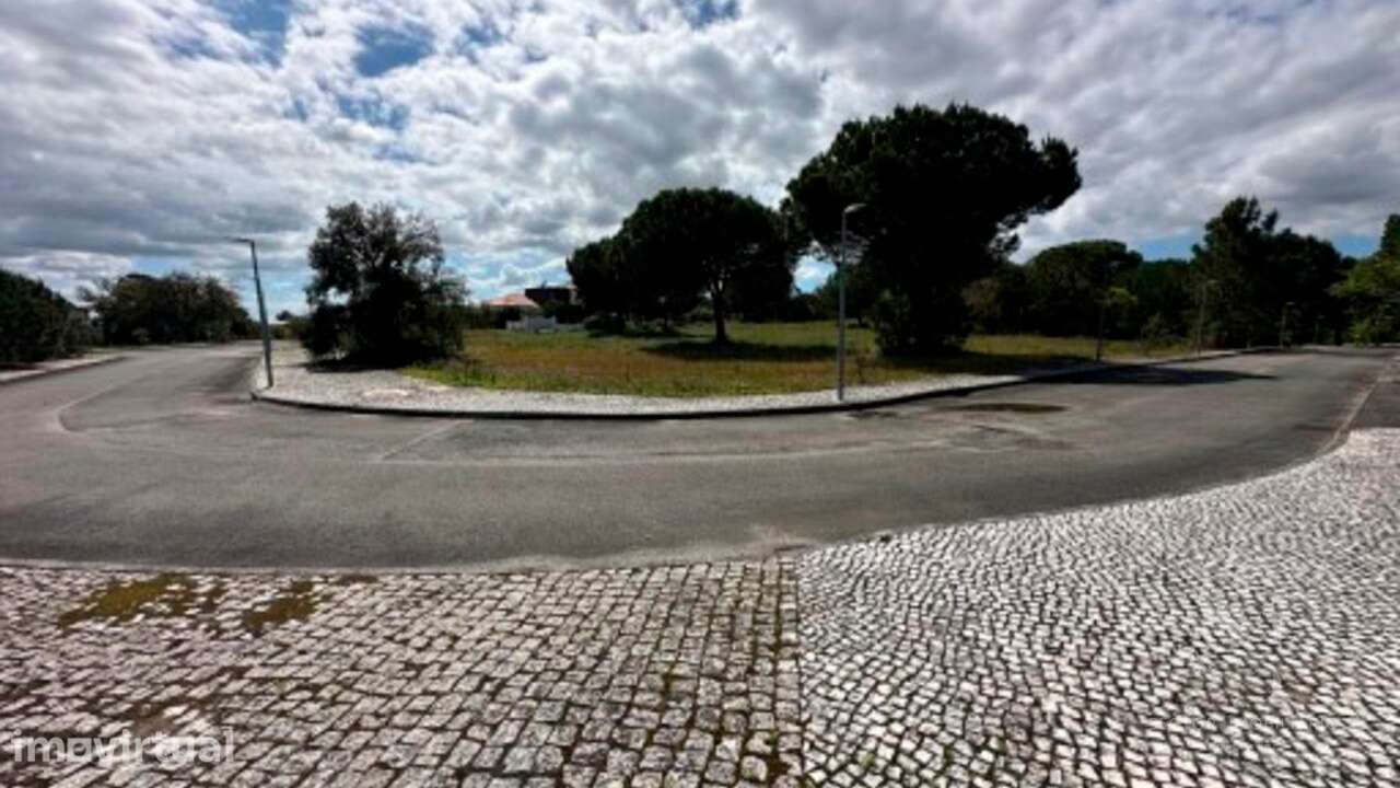 Lote para construção na Herd. da Aroeira em Benavente - Grande imagem: 2/12