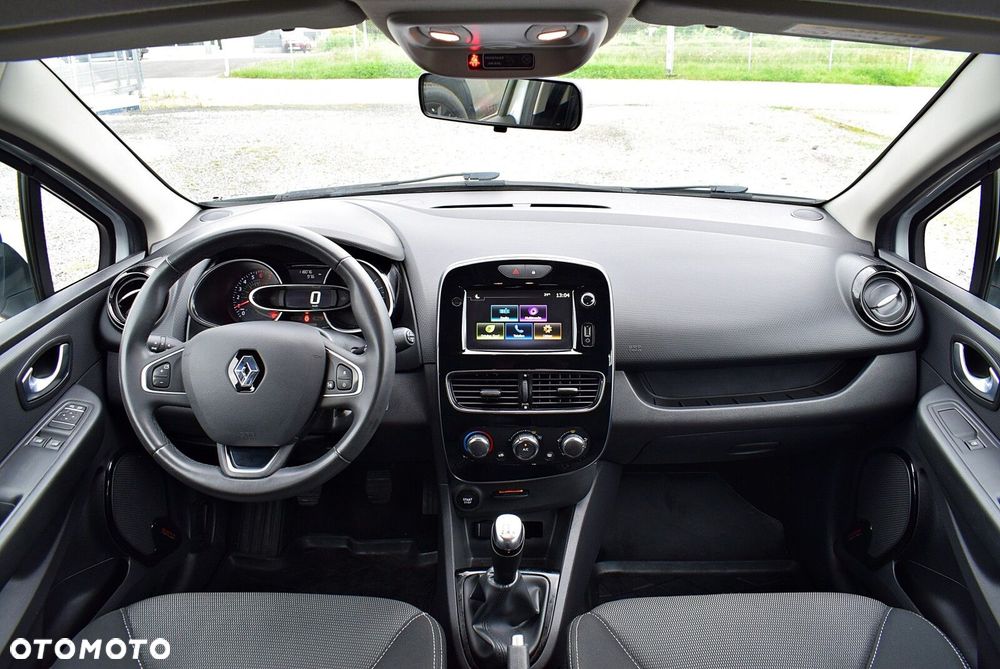 Renault Clio - 17