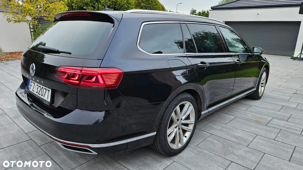 Volkswagen Passat 2.0 TDI Business DSG - 11