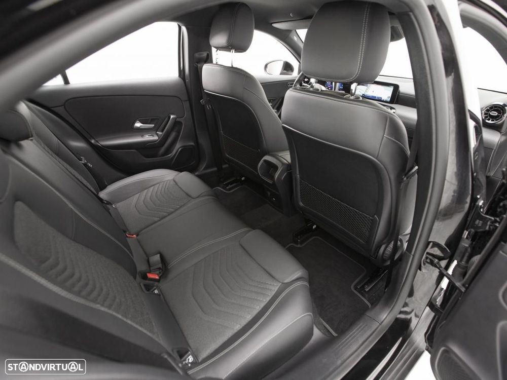 Mercedes-Benz A 200 Limousine d - 10