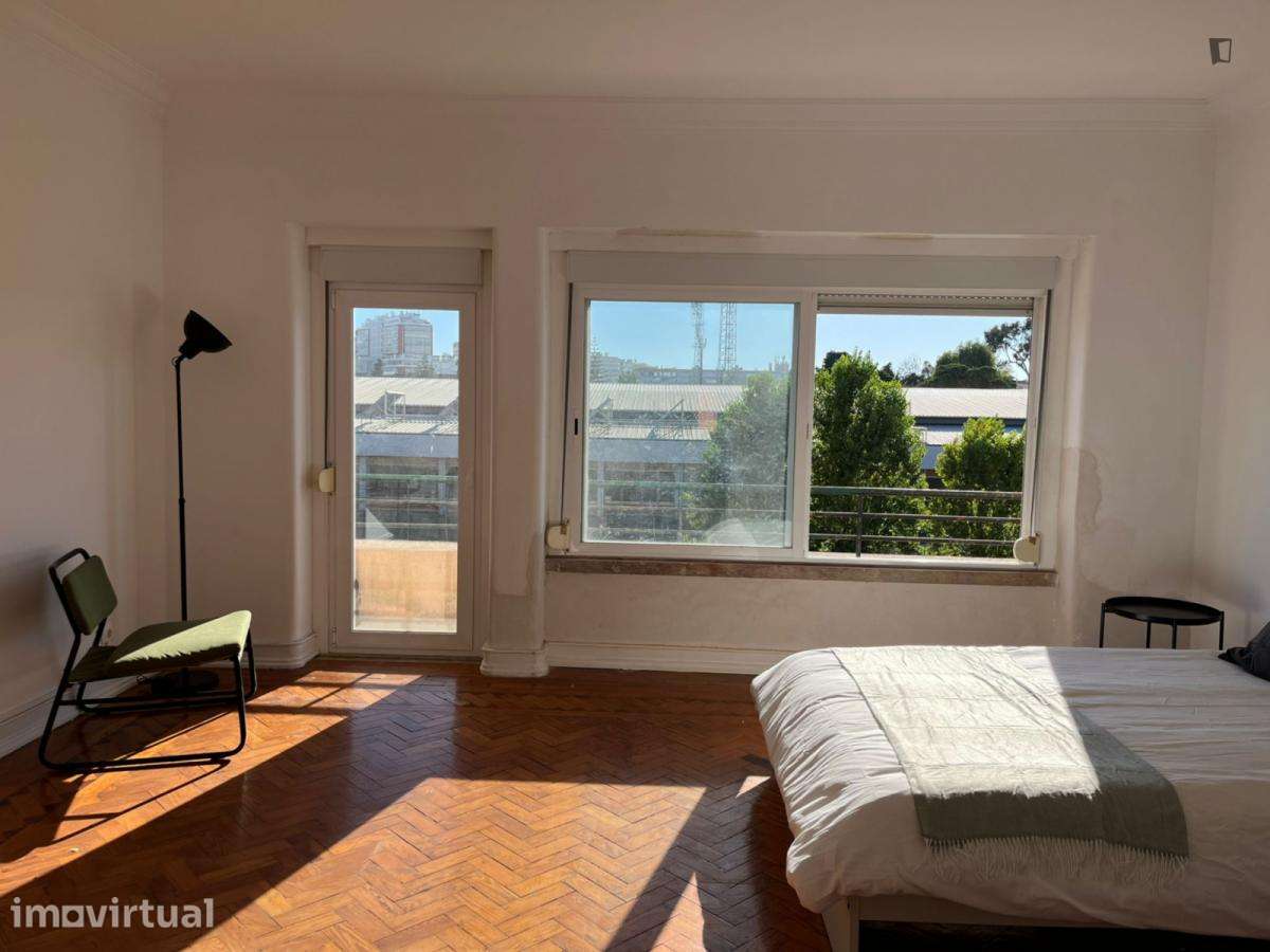 Quarto - localizado em Alvalade Lisbon - Grande imagem: 3/15