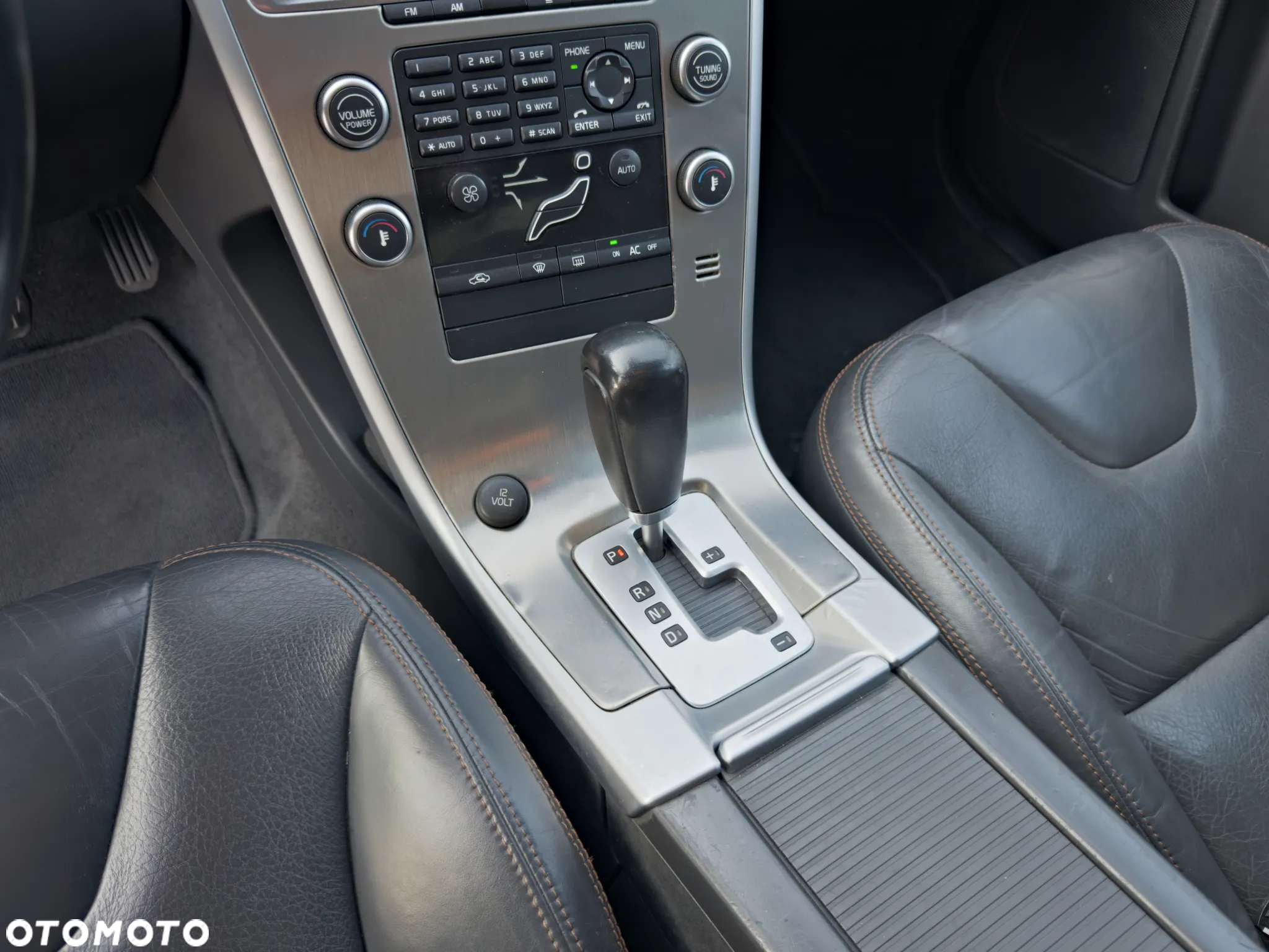 Volvo XC 60 - 24