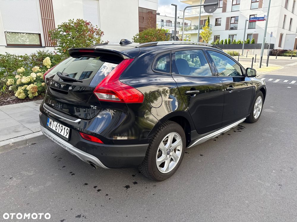 Volvo V40 T4 Base - 7