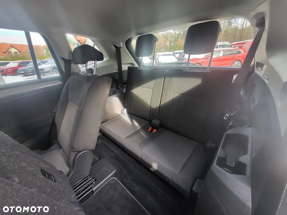 Volkswagen Tiguan Allspace 2.0 TSI 4Mot Comfortline DSG 7os - 31