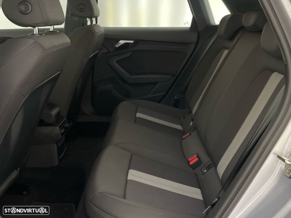 Audi A3 Sportback 30 TDI Advanced - 12