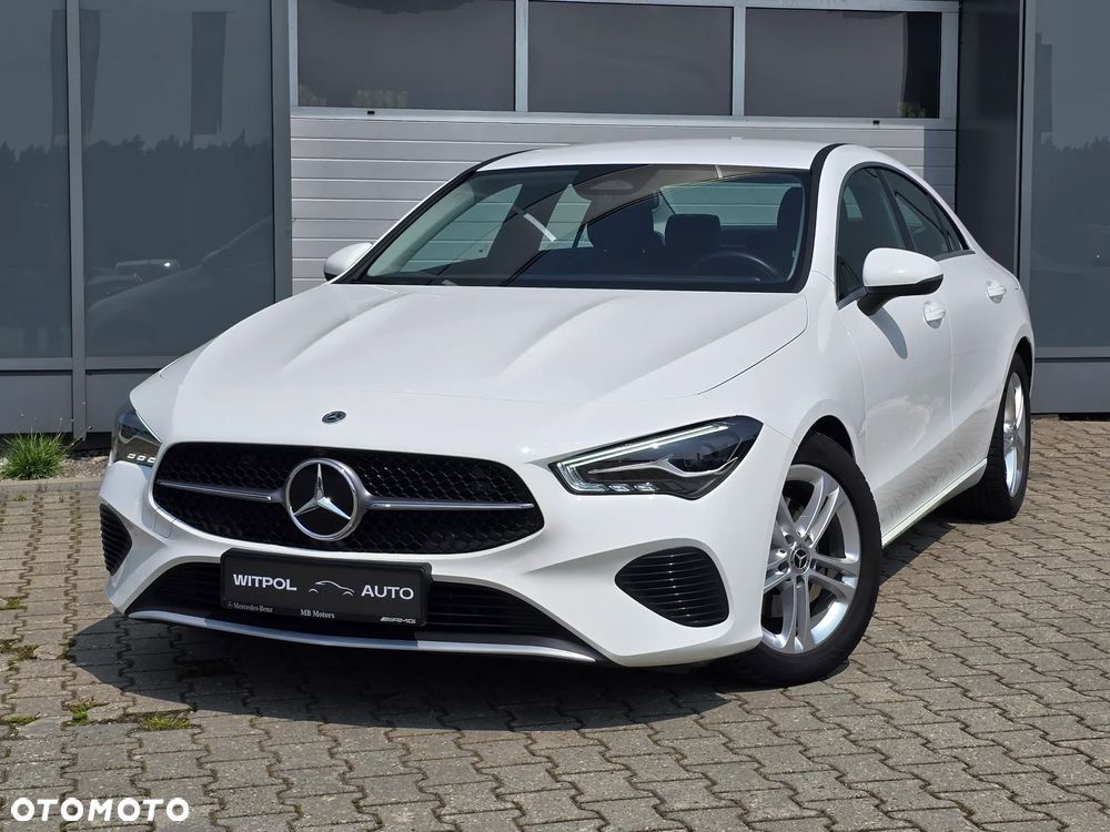 Mercedes-Benz CLA 200 7G-DCT