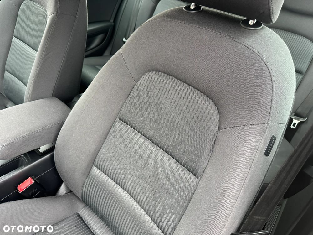 Audi A4 Avant 2.0 TDI 120g DPF Attraction - 23