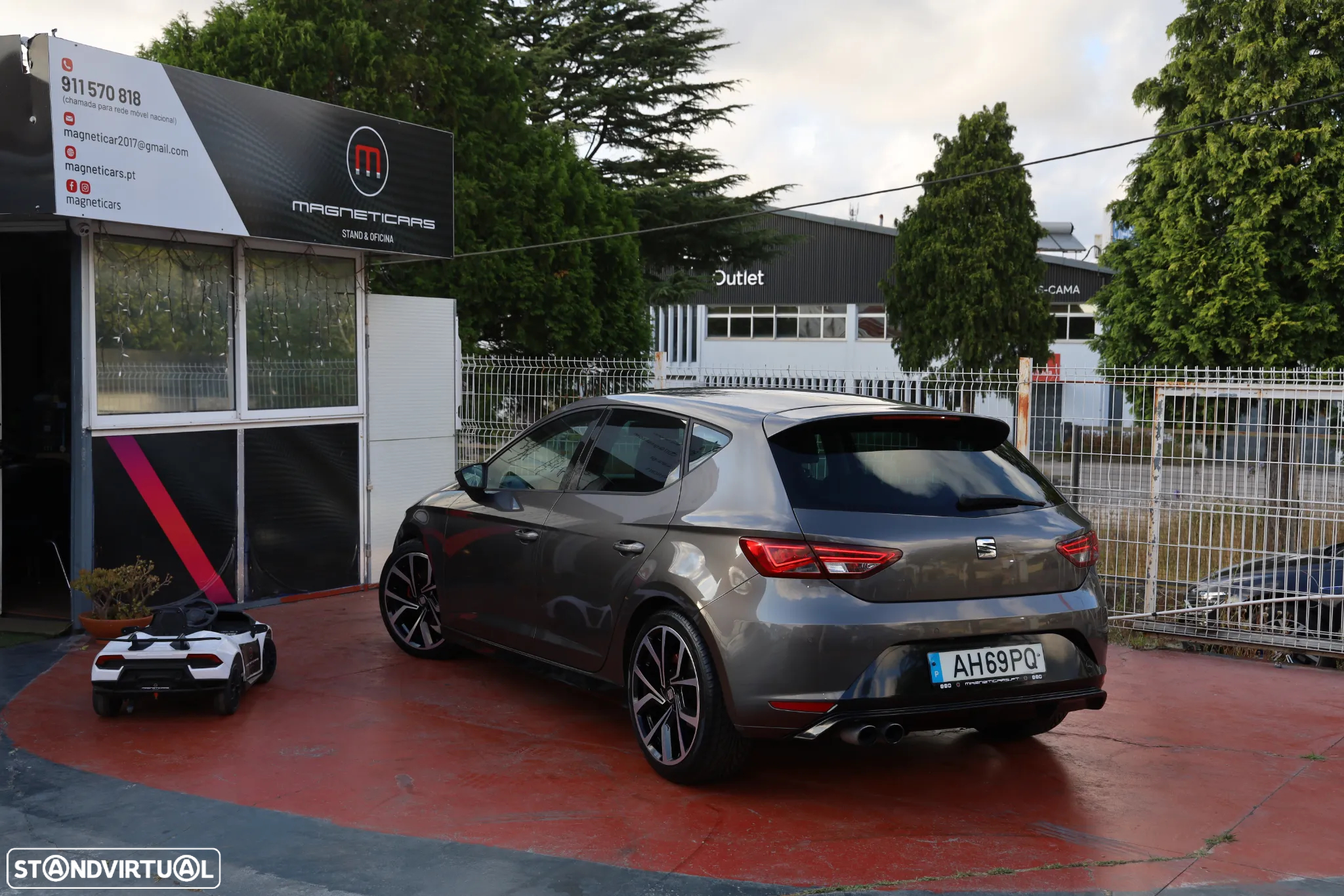 SEAT Leon 1.6 TDI S&S Style - 22