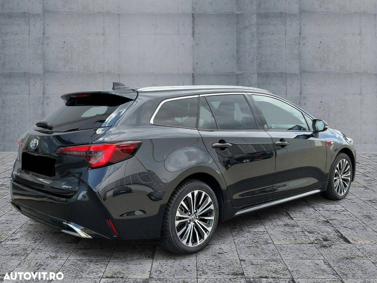 Toyota Corolla - 5