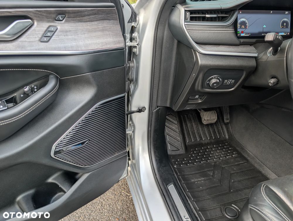 Jeep Inny - 20