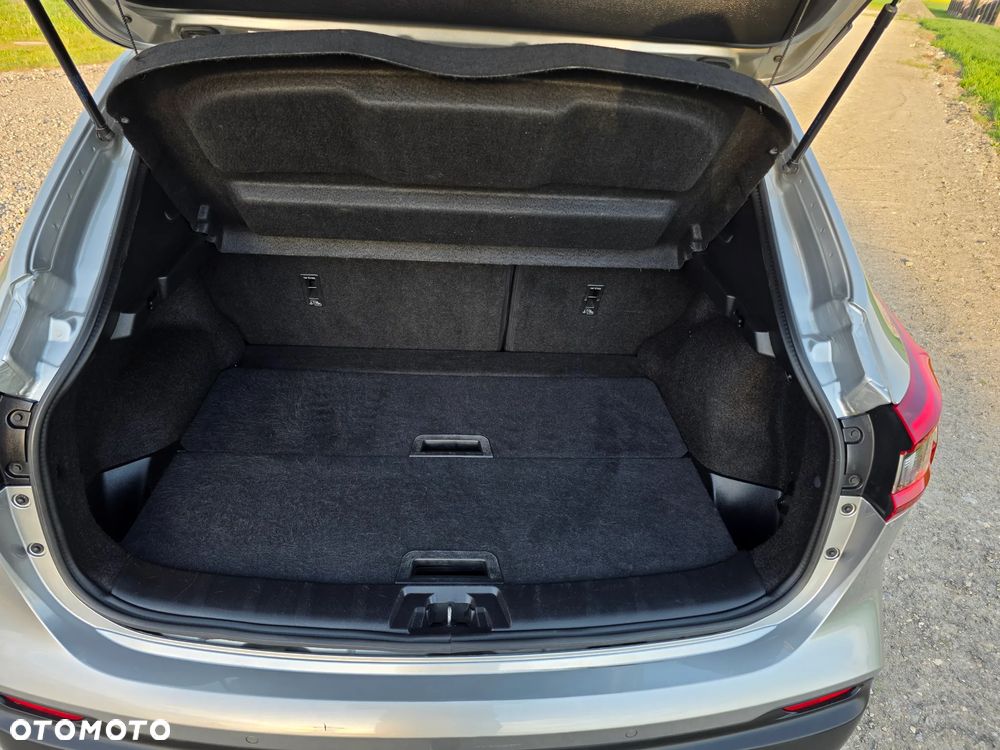 Nissan Qashqai 1.6 DCi Xtronic TEKNA - 19