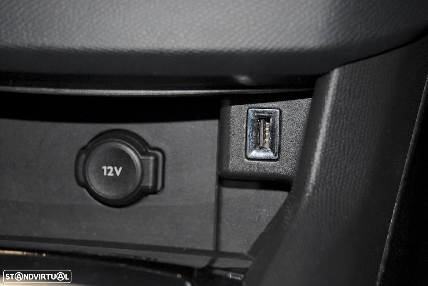 Peugeot 308 SW 1.5 BlueHDi Style - 23