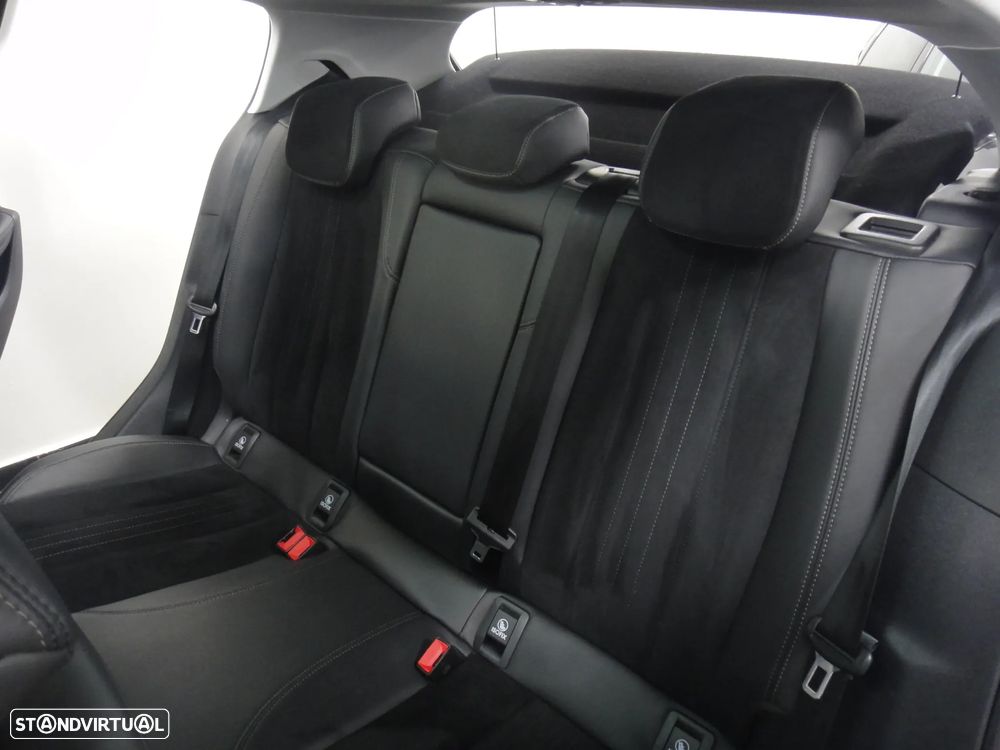 Peugeot 308 1.2 PureTech Allure EAT6 - 15