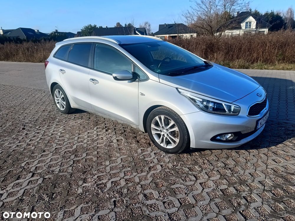 Kia Ceed - 1