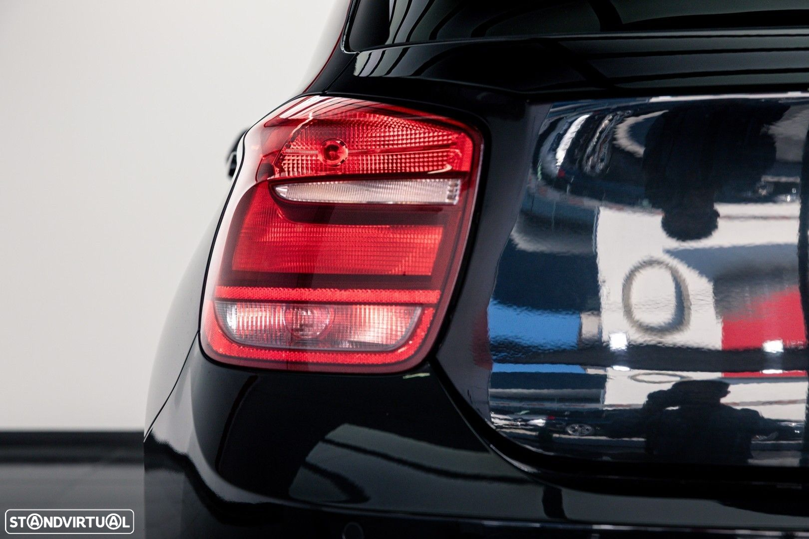 BMW 116 dA Line Urban - 17