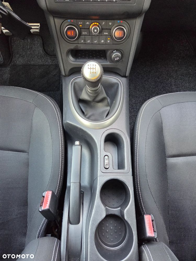 Nissan Qashqai 1.6 dCi DPF Start/Stop acenta - 20
