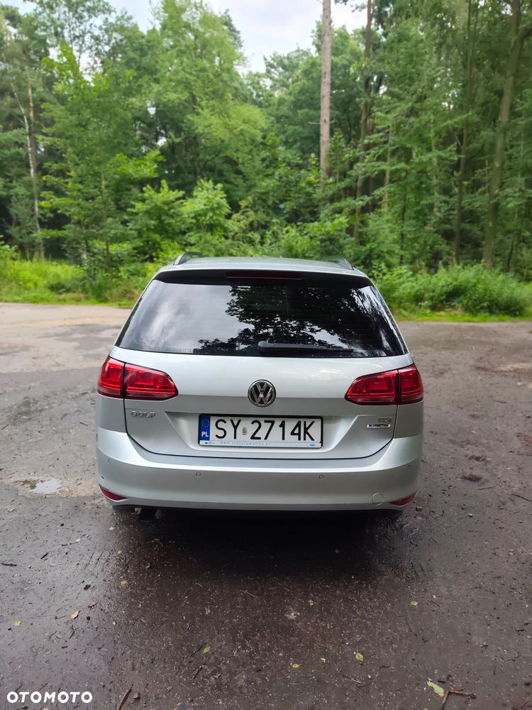 Volkswagen Golf 1.6 TDI BlueMotion Trendline - 4