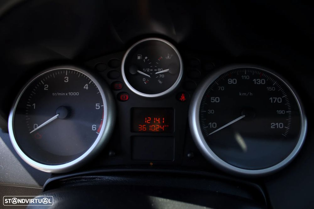 Peugeot 207 1.4 HDi Urban - 8