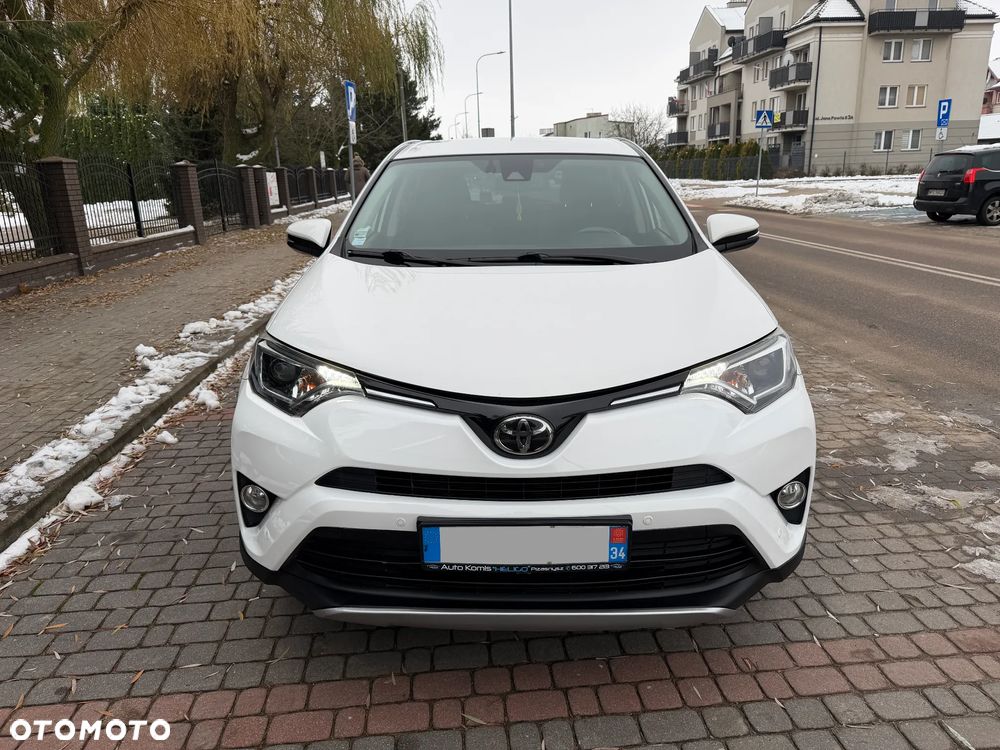 Toyota RAV4 2.0 D-4D Premium 4x2 - 2