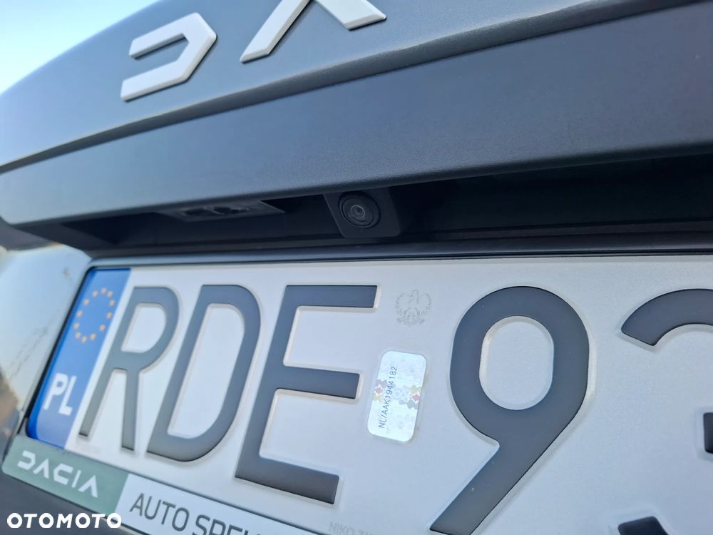 Dacia Duster 1.6 Full Hybrid 140 Journey MMT - 27