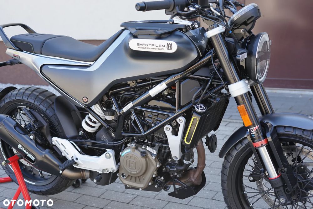 Husqvarna Svartpilen - 13