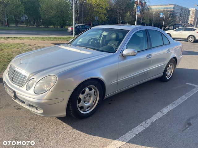 Mercedes-Benz Klasa E 220 CDI Automatik Classic - 2