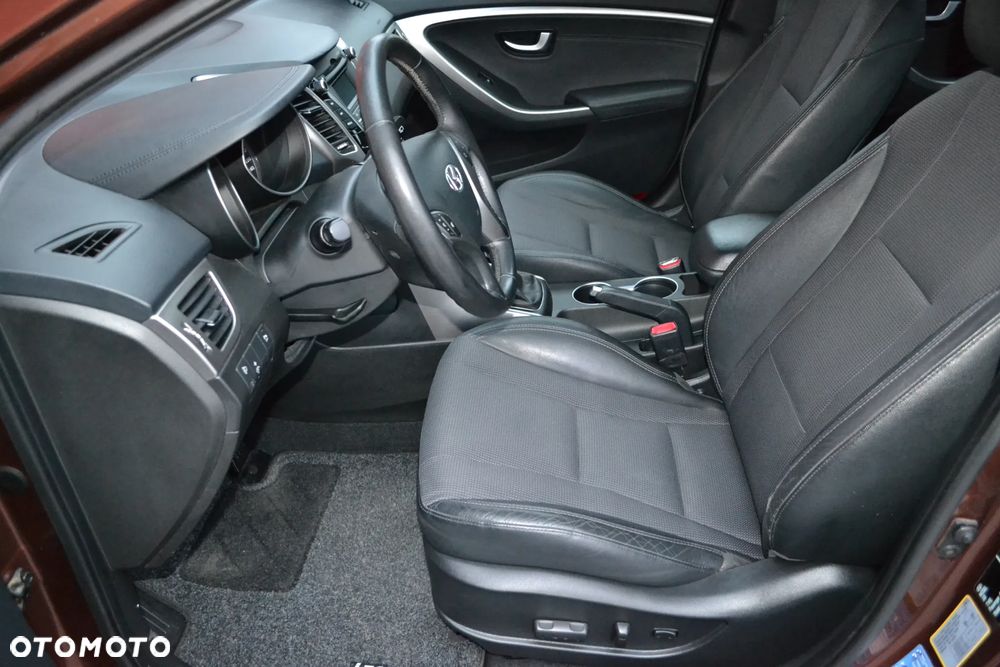 Hyundai i30 1.4 Advantage - 13