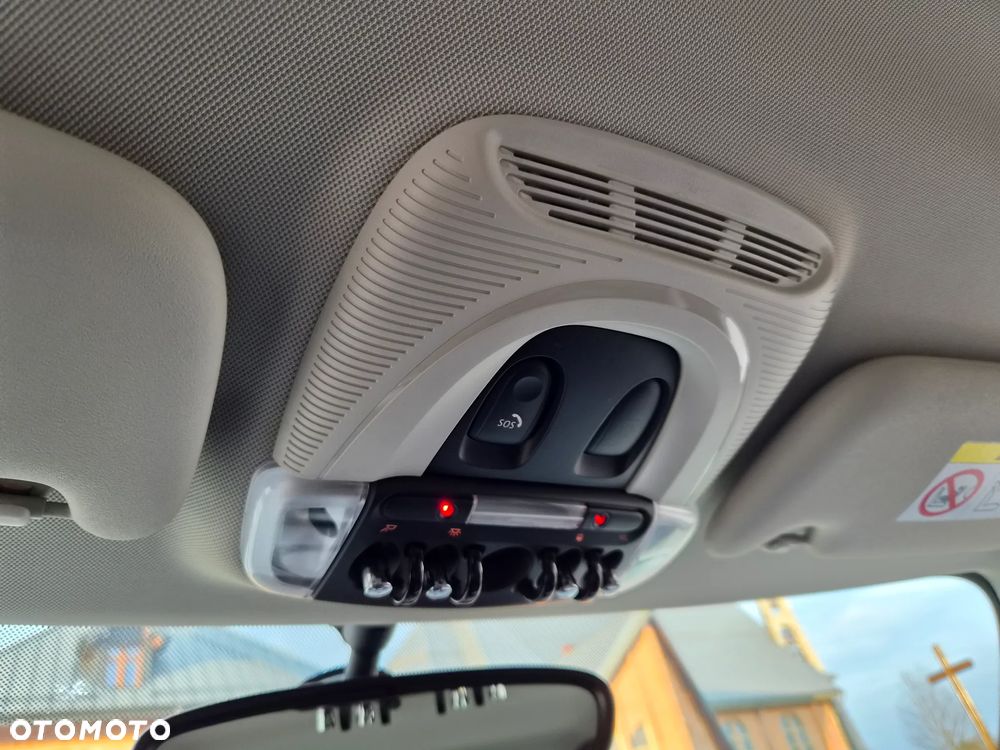 MINI Cooper Seven Chili - 24