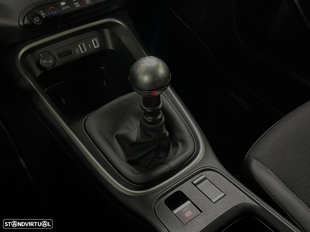 Jeep Avenger 1.2 GSE T3 Altitude - 25