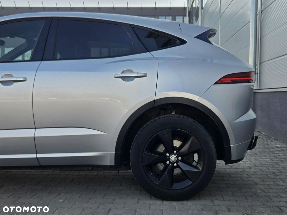 Jaguar E-Pace - 11